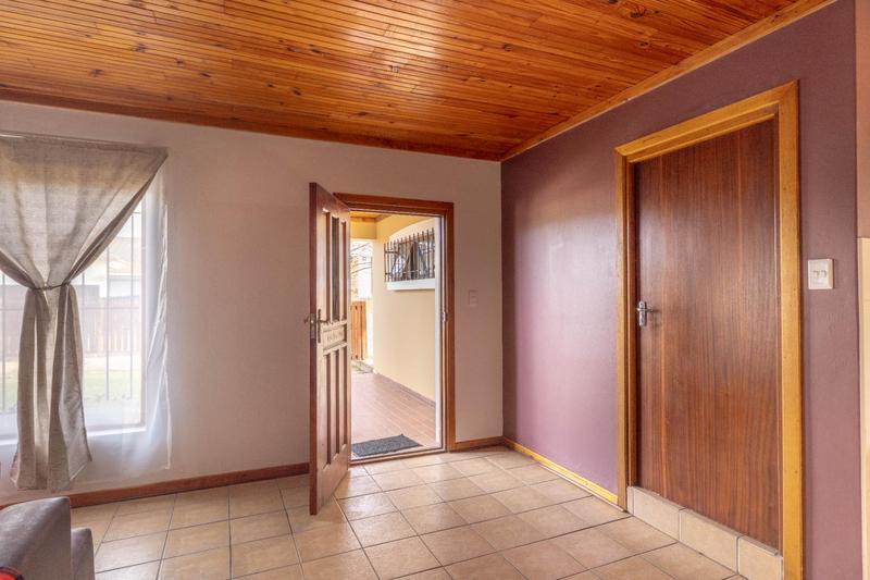 2 Bedroom Property for Sale in Grahamstown Eastern Cape